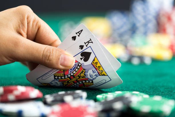 Blackjack 2025 Strategy Guide: How to Play More Optimally in the Age of AI Dealers